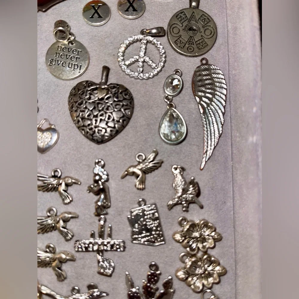 Bundle of 34 Silver Tone Charms. - Picture 5 of 9
